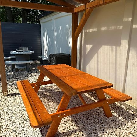Voeroesmarty Apartmanhaz Makó 外观 照片