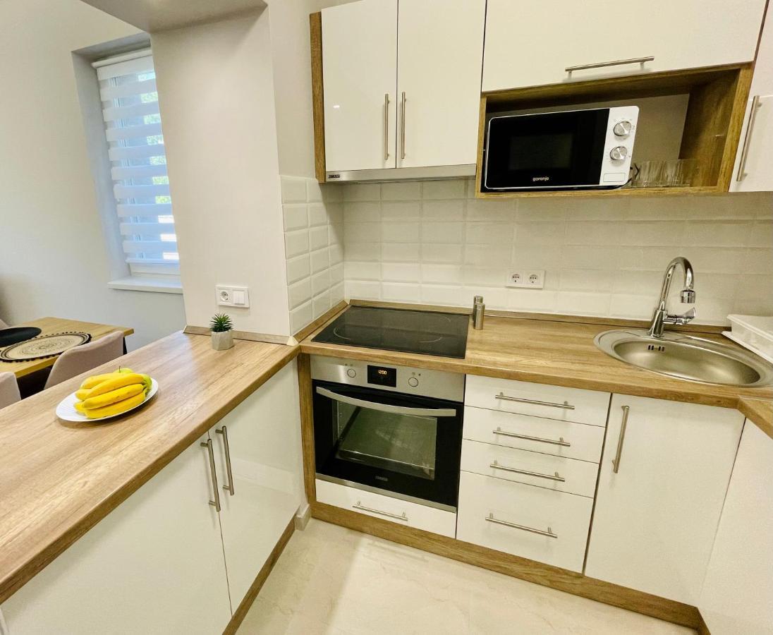 Voeroesmarty Apartmanhaz Makó 外观 照片
