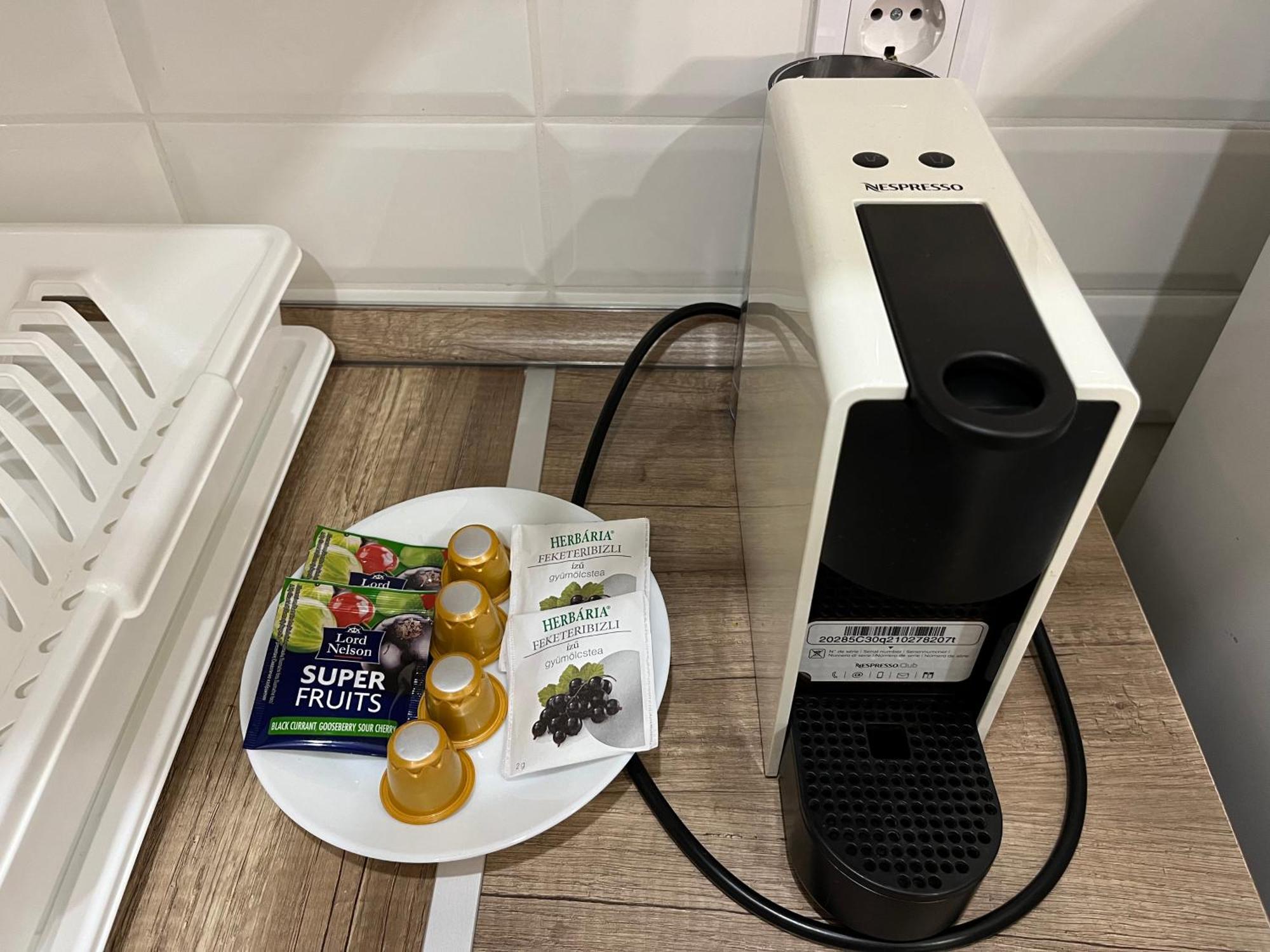 Voeroesmarty Apartmanhaz Makó 外观 照片